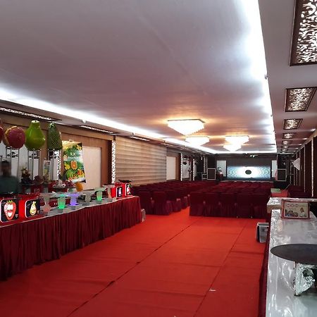 Hotel Landmark Shimla Zewnętrze zdjęcie