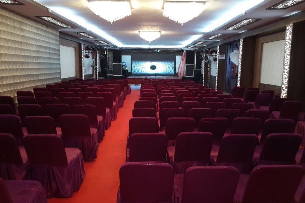 Hotel Landmark Shimla Zewnętrze zdjęcie