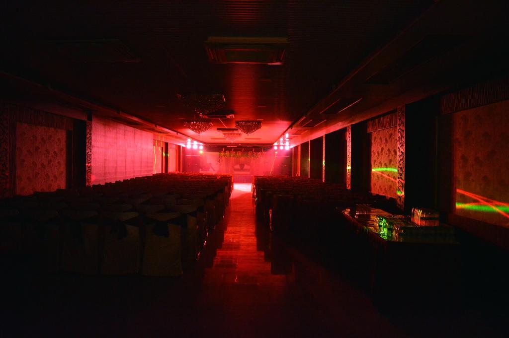 Hotel Landmark Shimla Zewnętrze zdjęcie