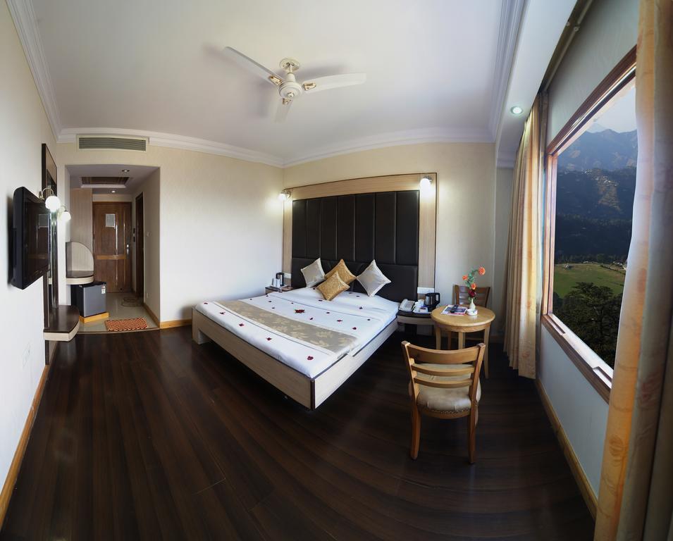 Hotel Landmark Shimla Pokój zdjęcie
